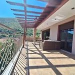 On Mount Olympus - Maisonette *
