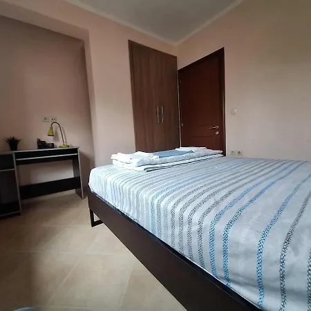 On Mount Olympus - Maisonette